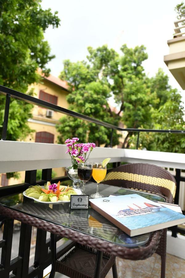 Hanoi Elpis Grand Hotel Екстер'єр фото